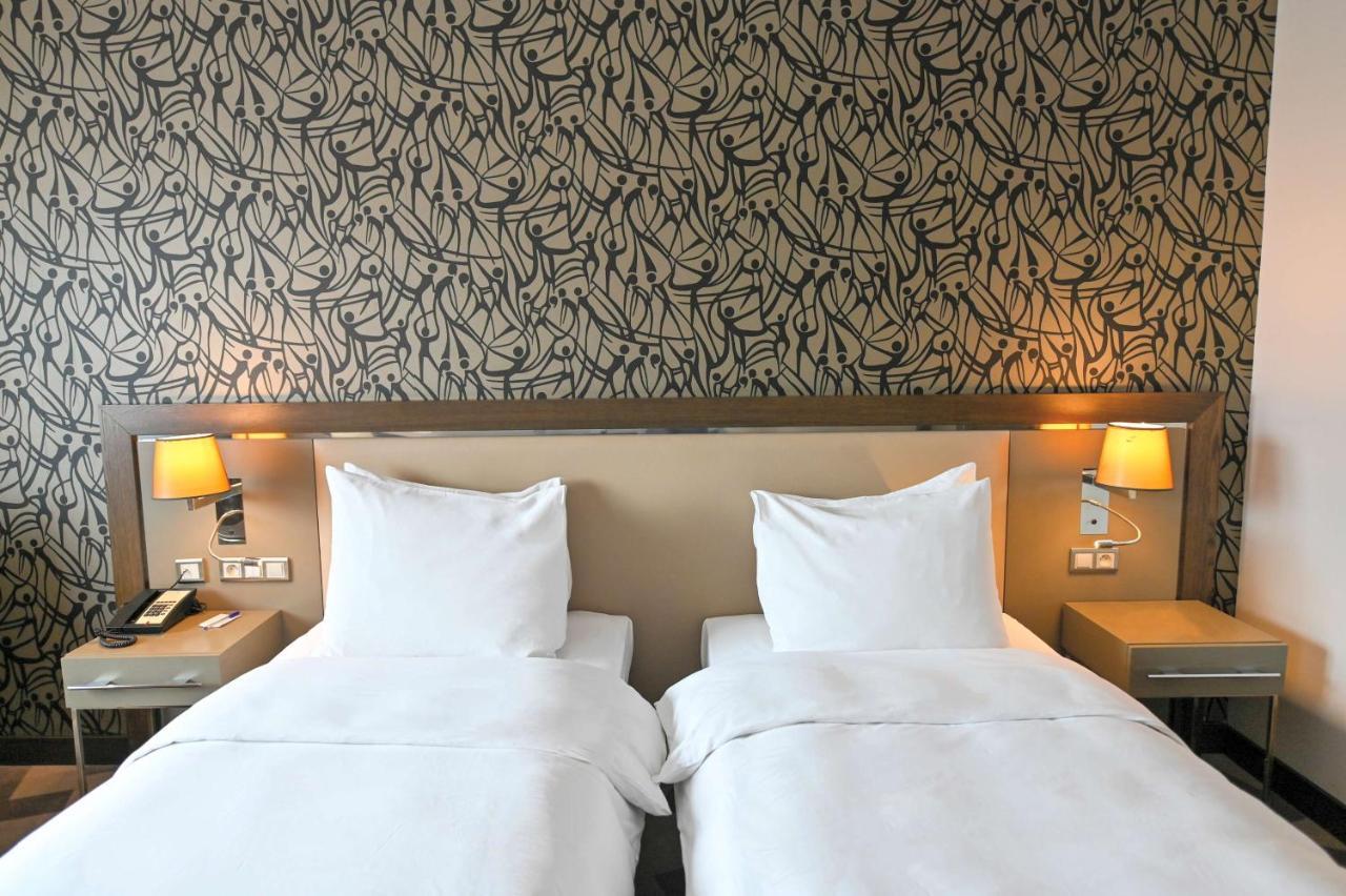 Radisson Blu Hotel, Abidjan Airport Zewnętrze zdjęcie