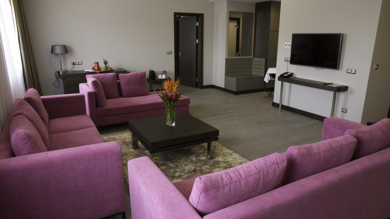 Radisson Blu Hotel, Abidjan Airport Zewnętrze zdjęcie